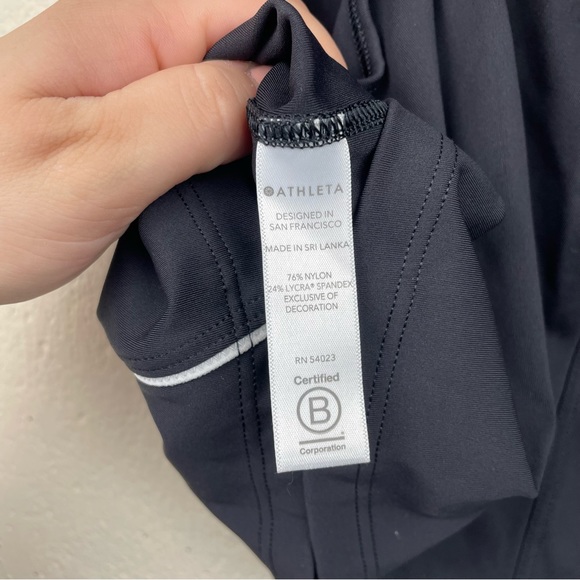 Athleta Lightning Tank in Supersonic Black Small - Picture 6 of 7